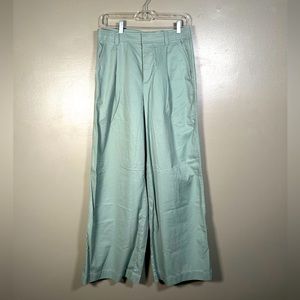 Wide leg pants